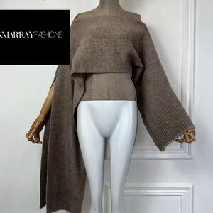 Beautiful high quality knitted poncho